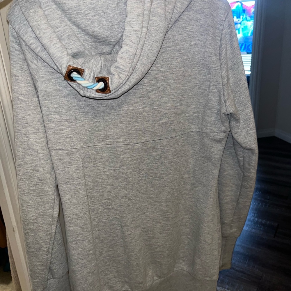 Bundle of hoodies - Picture 6 of 9